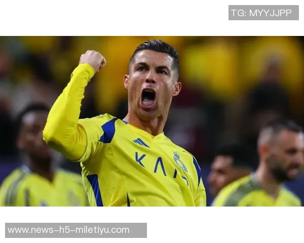 C罗手势暗示遭偷窃或将面临禁赛与罚款处罚